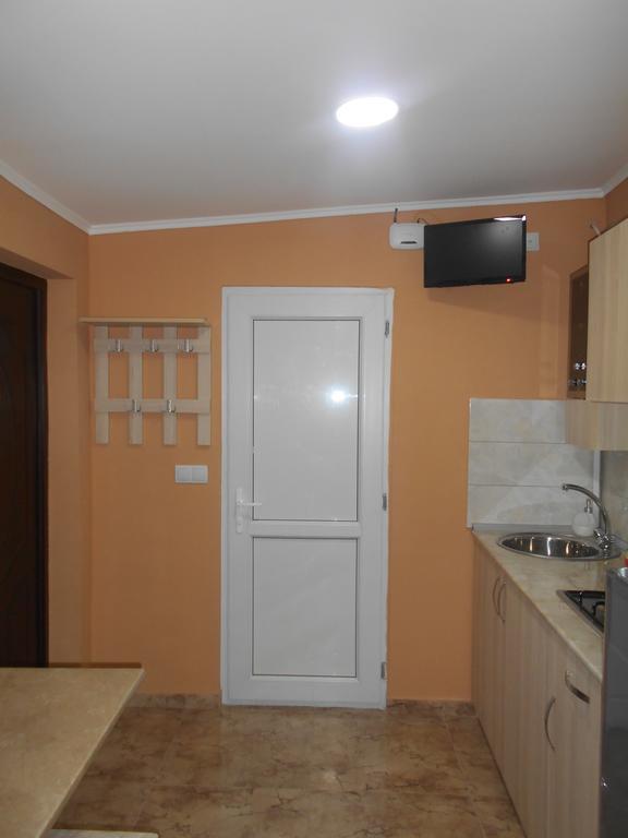 Guesthouse On Benashvili Tbilisi Exteriör bild